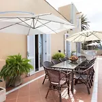 Historic 1000 M2 Estate , Heated Pool , Sea View فيلة