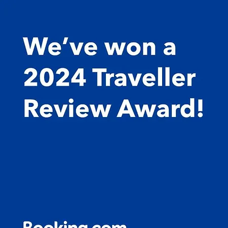 Detached With Garden, Heated And Private Pool, Sea View, Parking Free Villa *