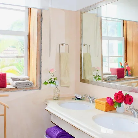 Detached With Garden, Heated And Private Pool, Sea View, Parking Free Tijoco de Abajo