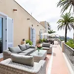 Historic 1000 M2 Estate , Heated Pool , Sea View * Tijoco de Abajo