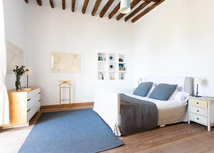 Villa Detached With Garden, Heated And Private Pool, Sea View, Parking Free Tijoco de Abajo