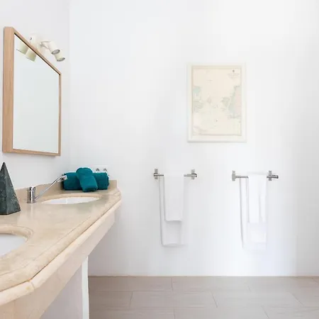 Βίλα Detached With Garden, Heated And Private Pool, Sea View, Parking Free *